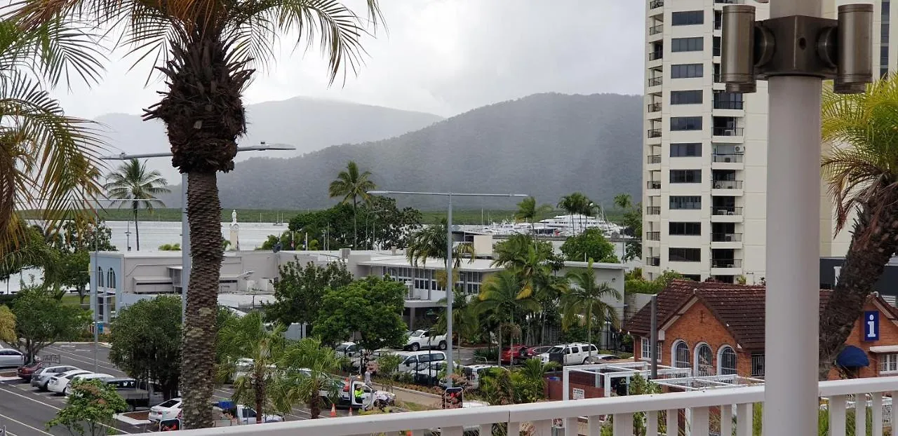 Ramada By Wyndham Cairns City Centre 4*,  Australien